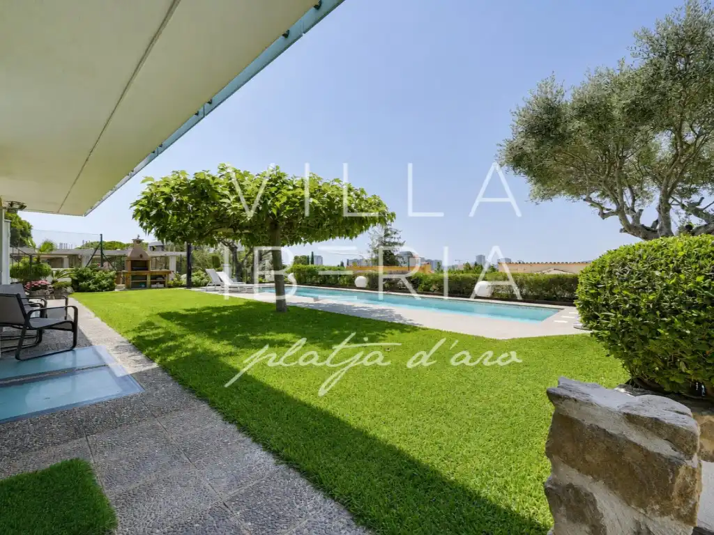 Jardín de Casa o chalet en venta en Castell d'Aro, Platja d'Aro i s'Agaró con Aire acondicionado, Calefacción y Jardín privado