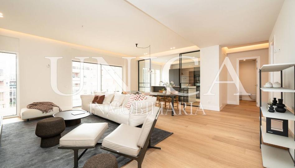 Photo 1 of Flat for sale in Almagro, Madrid