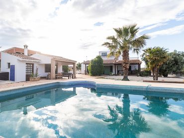 Villa con piscina in vendita a Calasparra