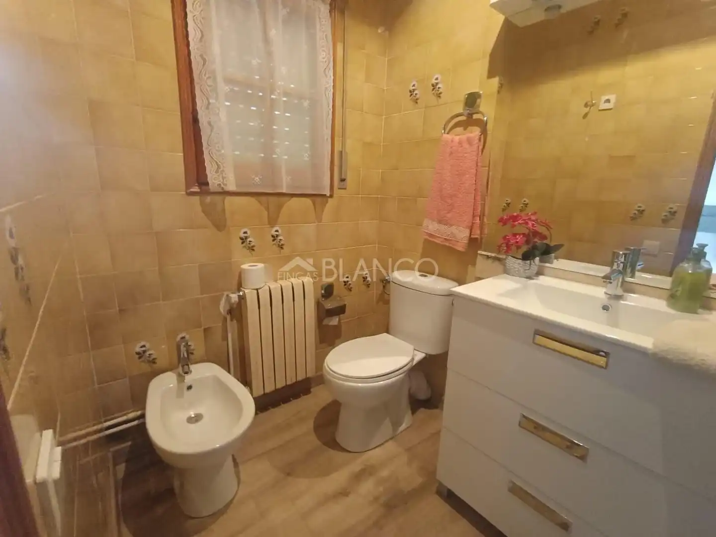 Bany de Casa o xalet en venda en Piera amb Calefacció, Jardí privat i Parquet