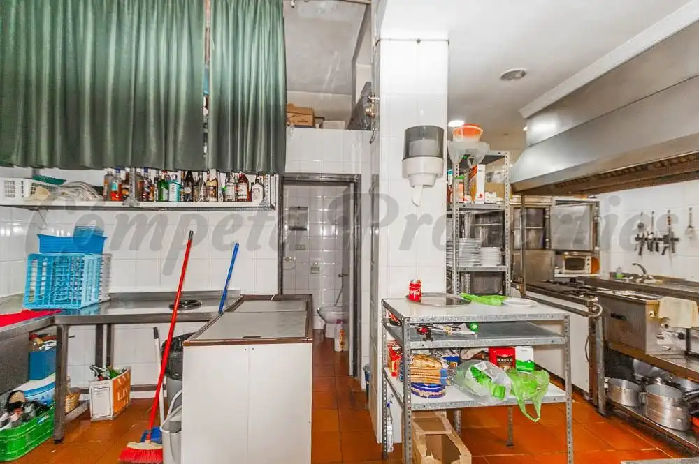 Business premises for sale in Cómpeta, imagen 5