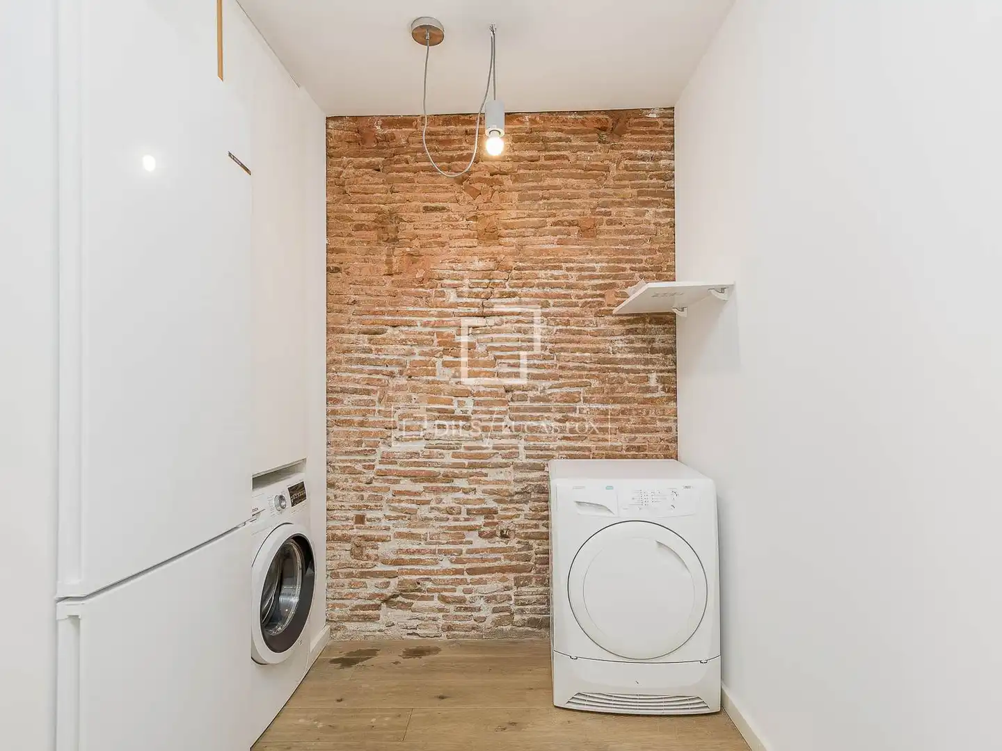 Piso en venta en Barcelona con Aire acondicionado, Calefacción y Parquet