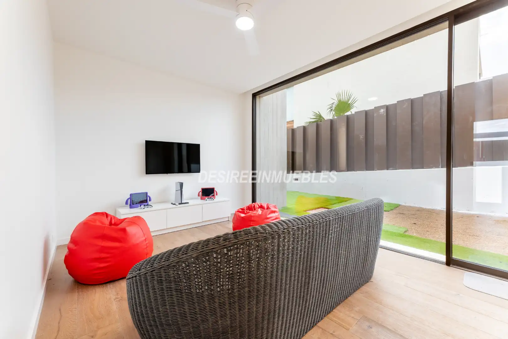 Sala de estar de Casa o chalet en venta en Godella con Aire acondicionado, Calefacción y Jardín privado