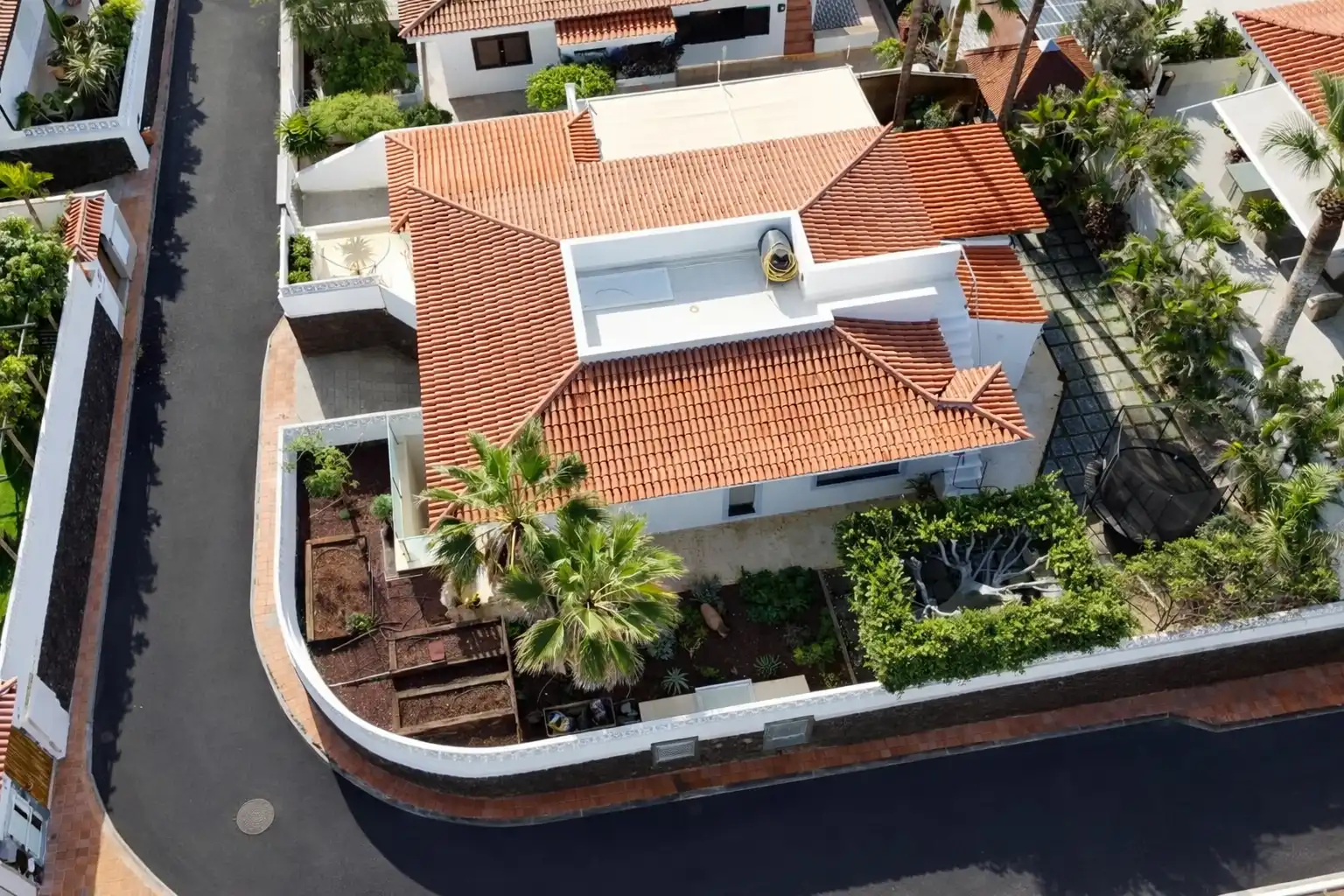 Vista exterior de Casa o chalet en venta en Arona con Jardín privado, Terraza y Amueblado