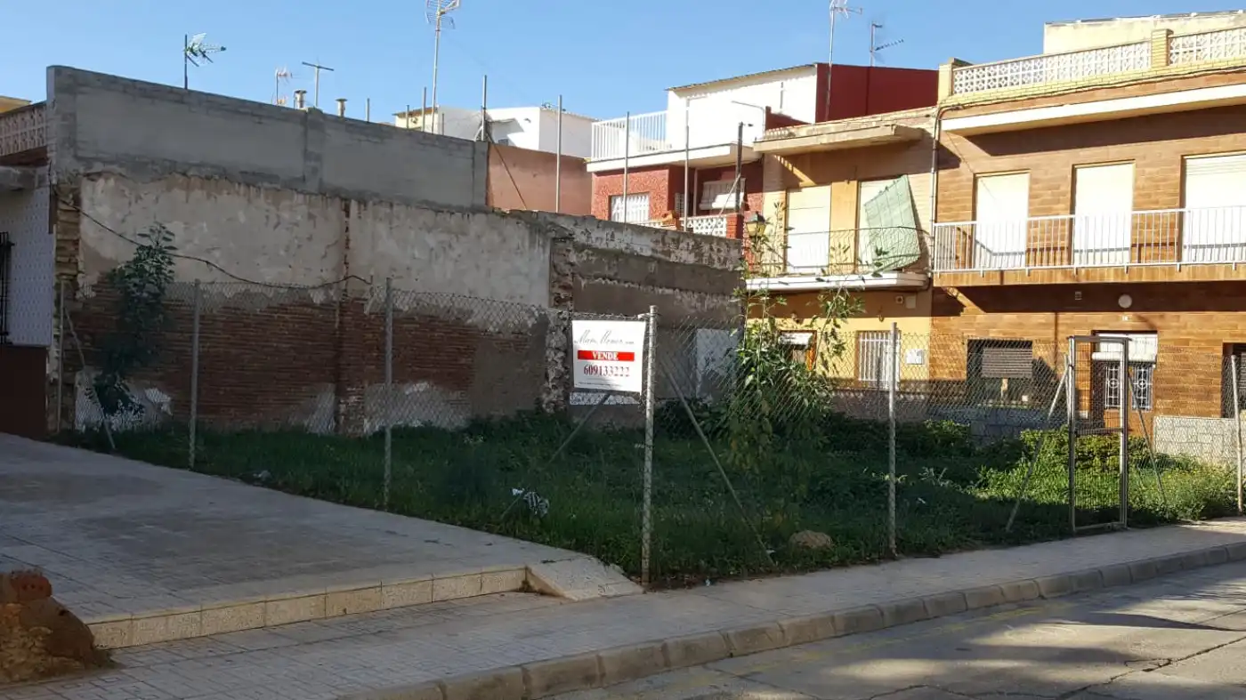 Grundstücke und Bauplätze zum Verkauf in Calle isidoro maiquez
