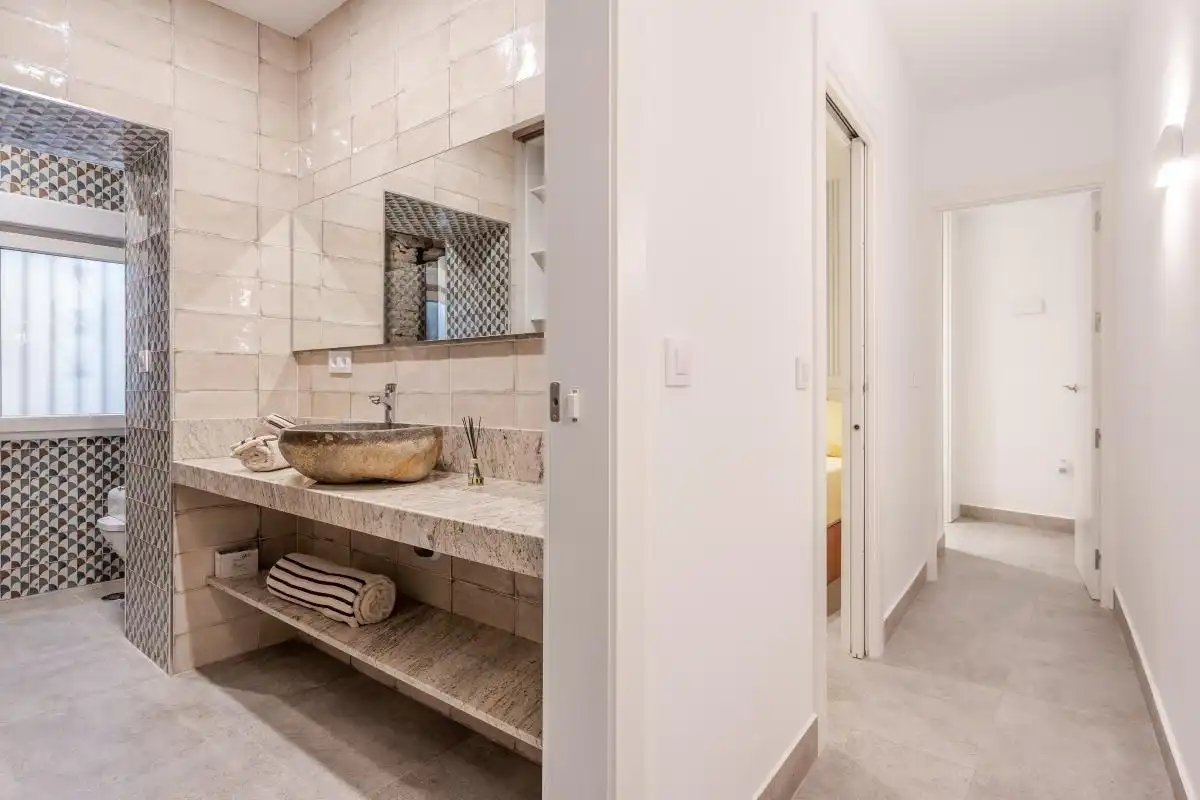 Bathroom of Flat for rent in San Sebastián de los Reyes  with Air Conditioner, Furnished and TV