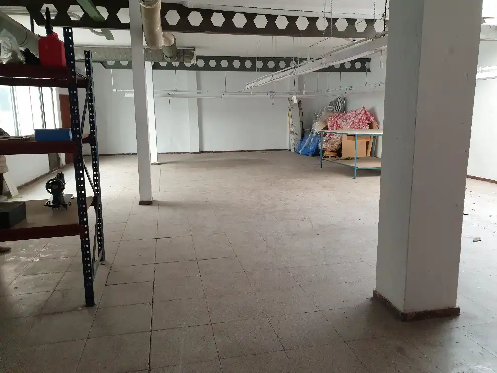 Locale commerciale in vendita a Las Trescientas - San Francisco - Ciudad Vergel, imagen 2