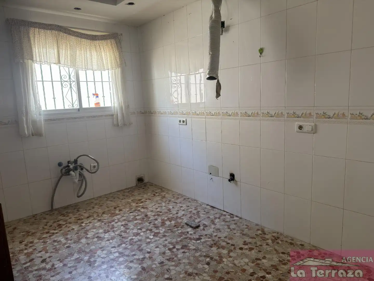 Cuina de Casa o xalet en venda en Estepona amb Terrassa