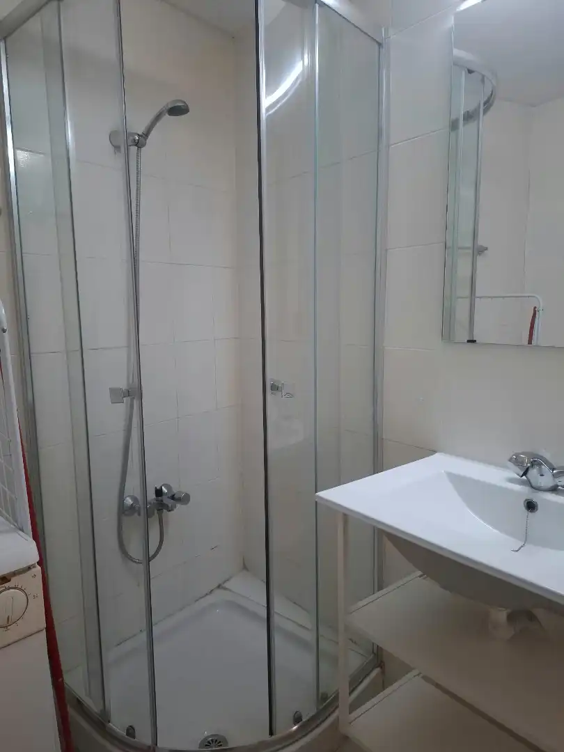 Wohnung zur Miete in Calle Secoya, Parque Alcosa