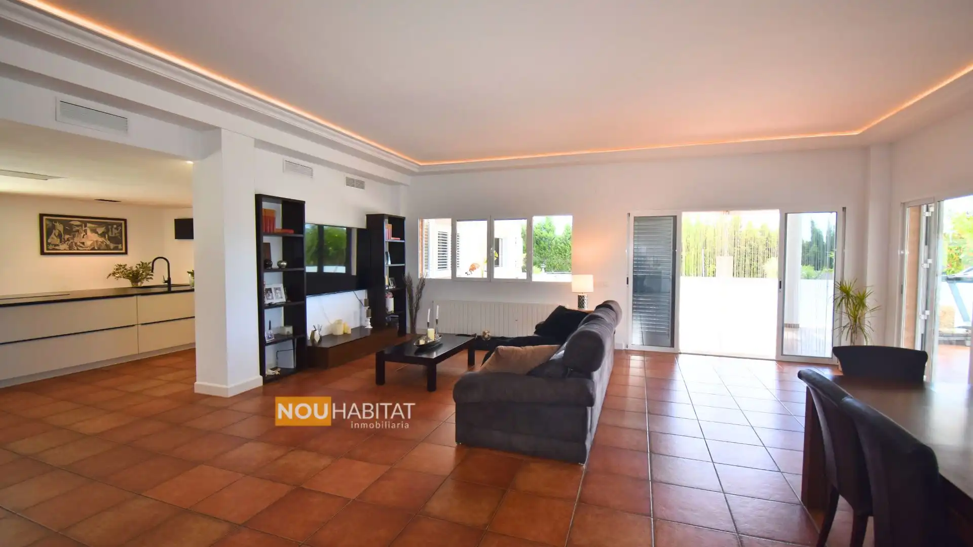 Sala de estar de Casa o chalet en venta en Turís con Aire acondicionado, Calefacción y Jardín privado