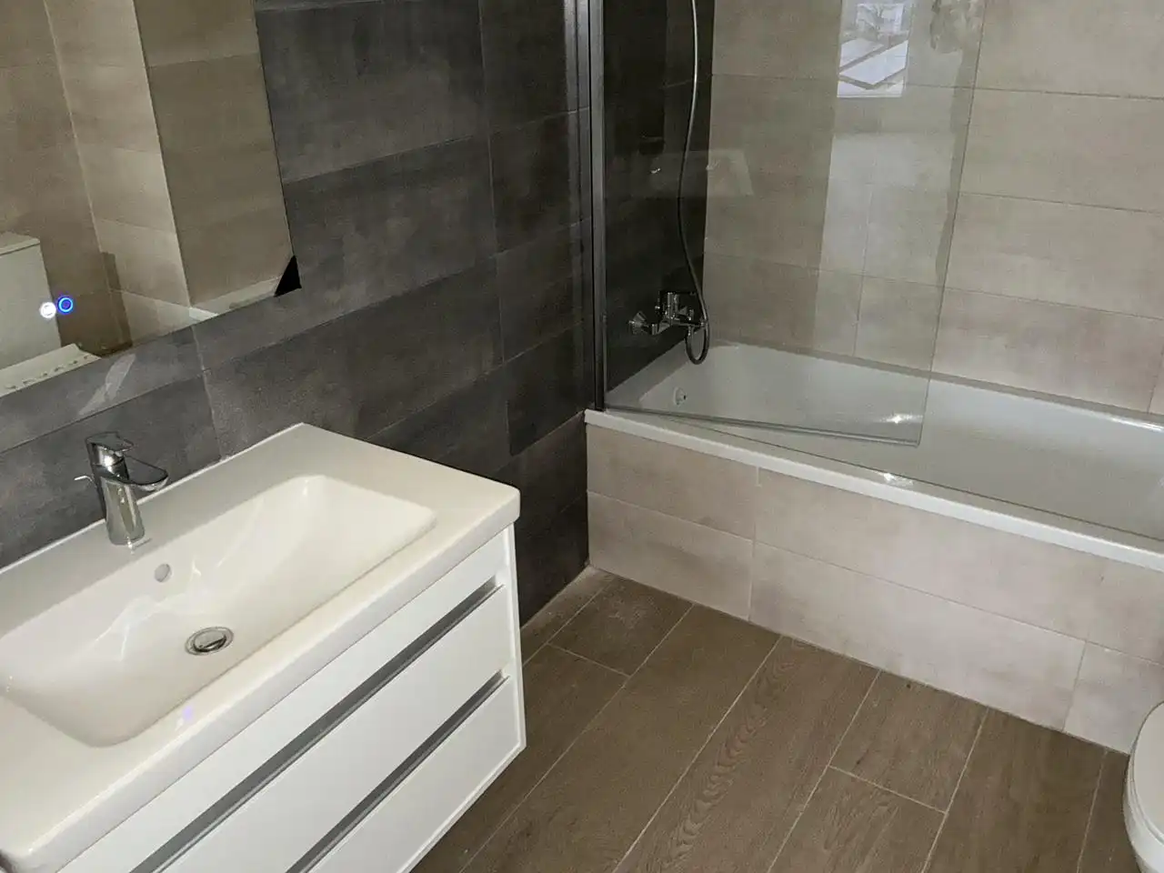 Baño de Ático de alquiler en Getafe con Aire acondicionado, Calefacción y Terraza