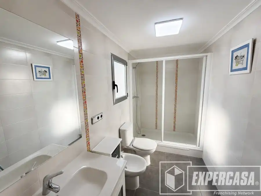 Bany de Dúplex en venda en Chelva amb Aire condicionat i Terrassa