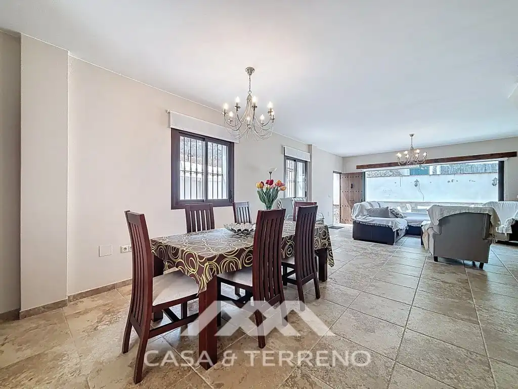 Comedor de Casa adosada en venta en Salares con Terraza