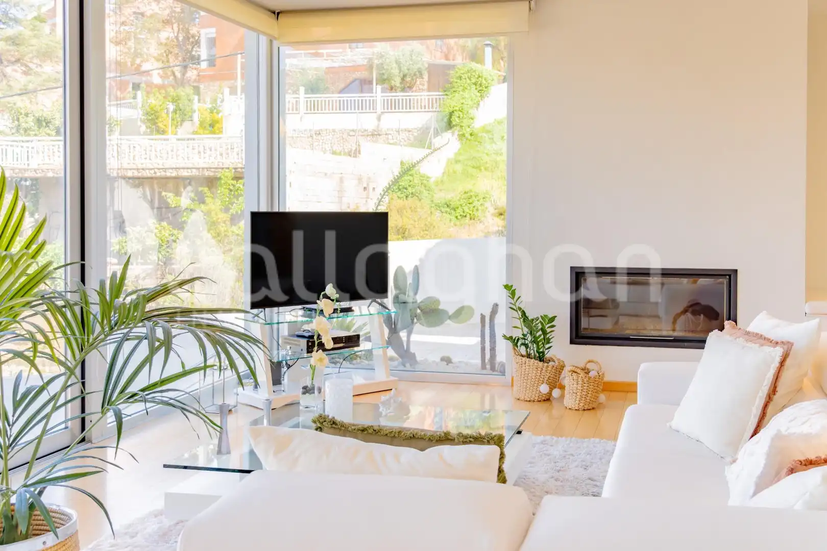 Sala de estar de Casa o chalet en venta en Chiva con Aire acondicionado, Calefacción y Jardín privado