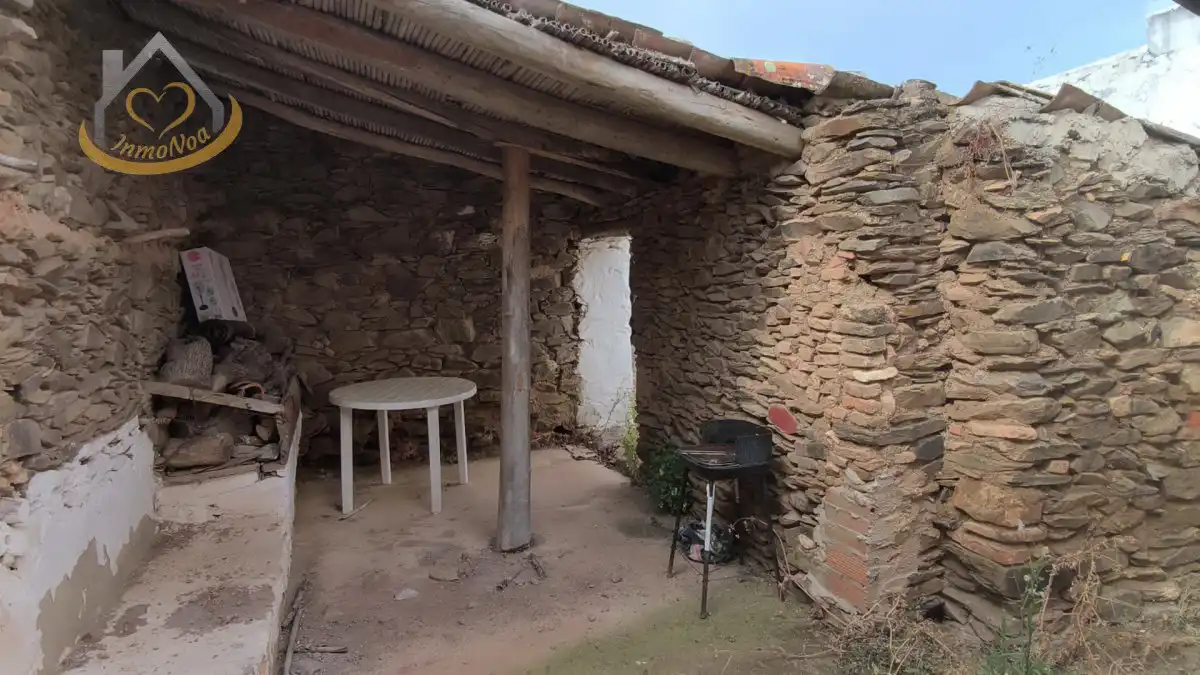 Cuina de Casa o xalet en venda en Sanlúcar de Guadiana amb Jardí privat, Terrassa i Moblat
