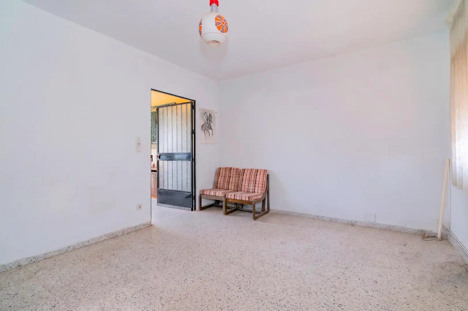 Living room of Houses for sale in Granada  with Air Conditioner, Heating and Private garden