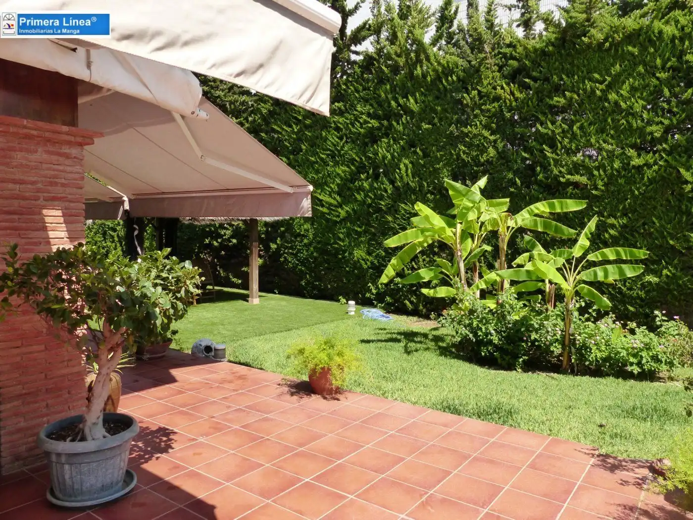 Jardín de Casa o chalet en venta en La Manga del Mar Menor con Jardín privado, Terraza y Trastero