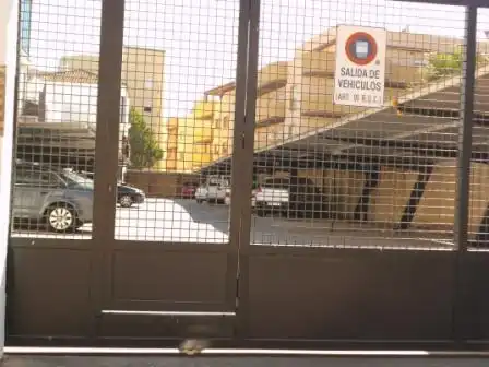 Piso de alquiler en Calle Yerbabuena, V Centenario - Piletas - Capuchinos