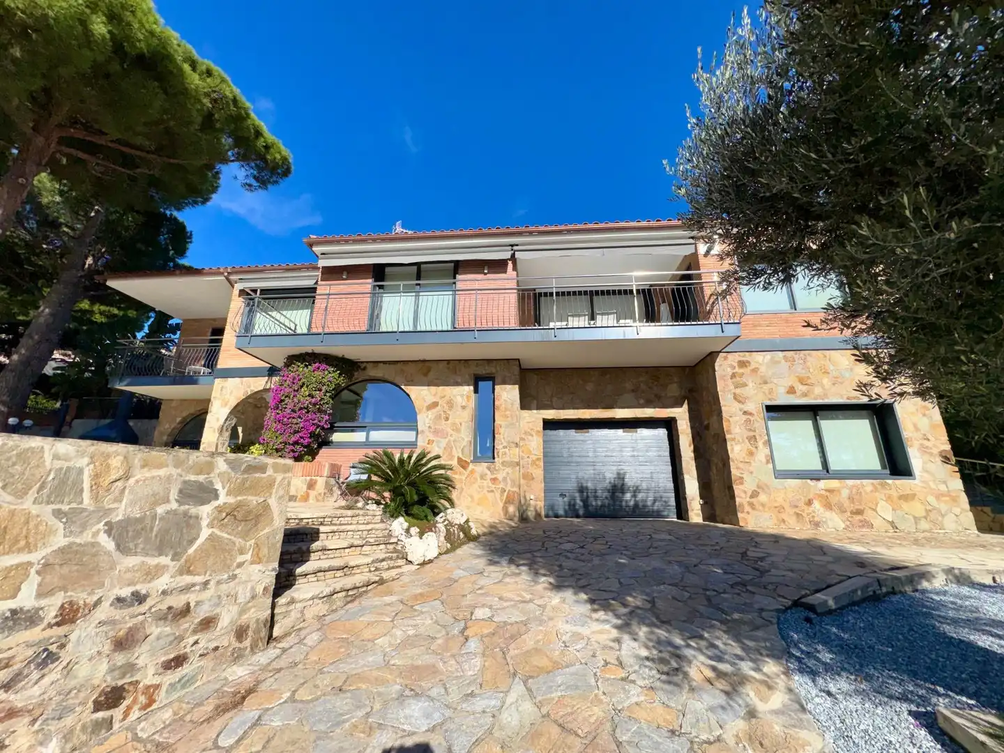 Detached house with terrace for sale in Alella, imagen 4