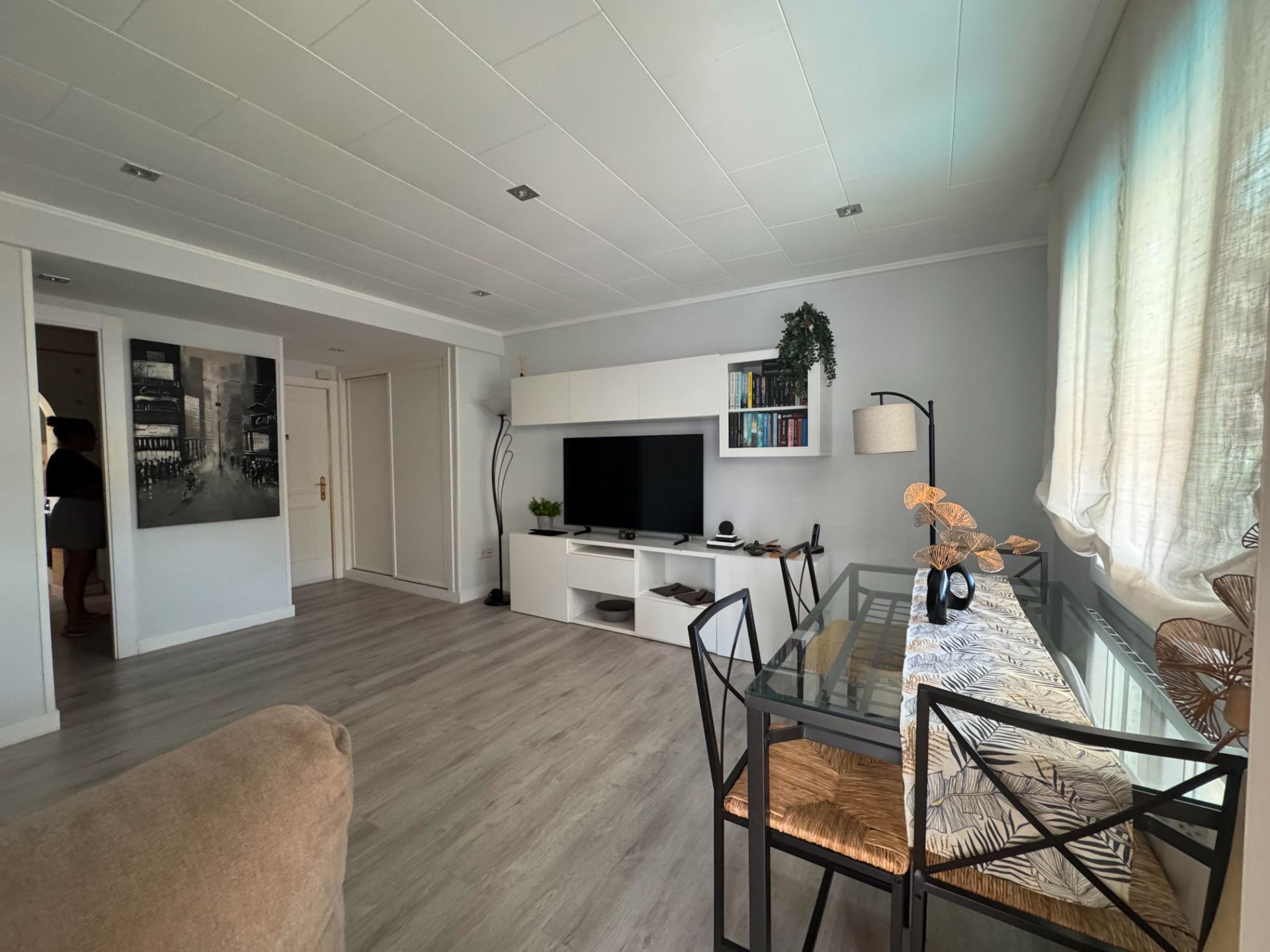 Living room of Flat for sale in El Escorial  with Heating, Terrace and Community pool