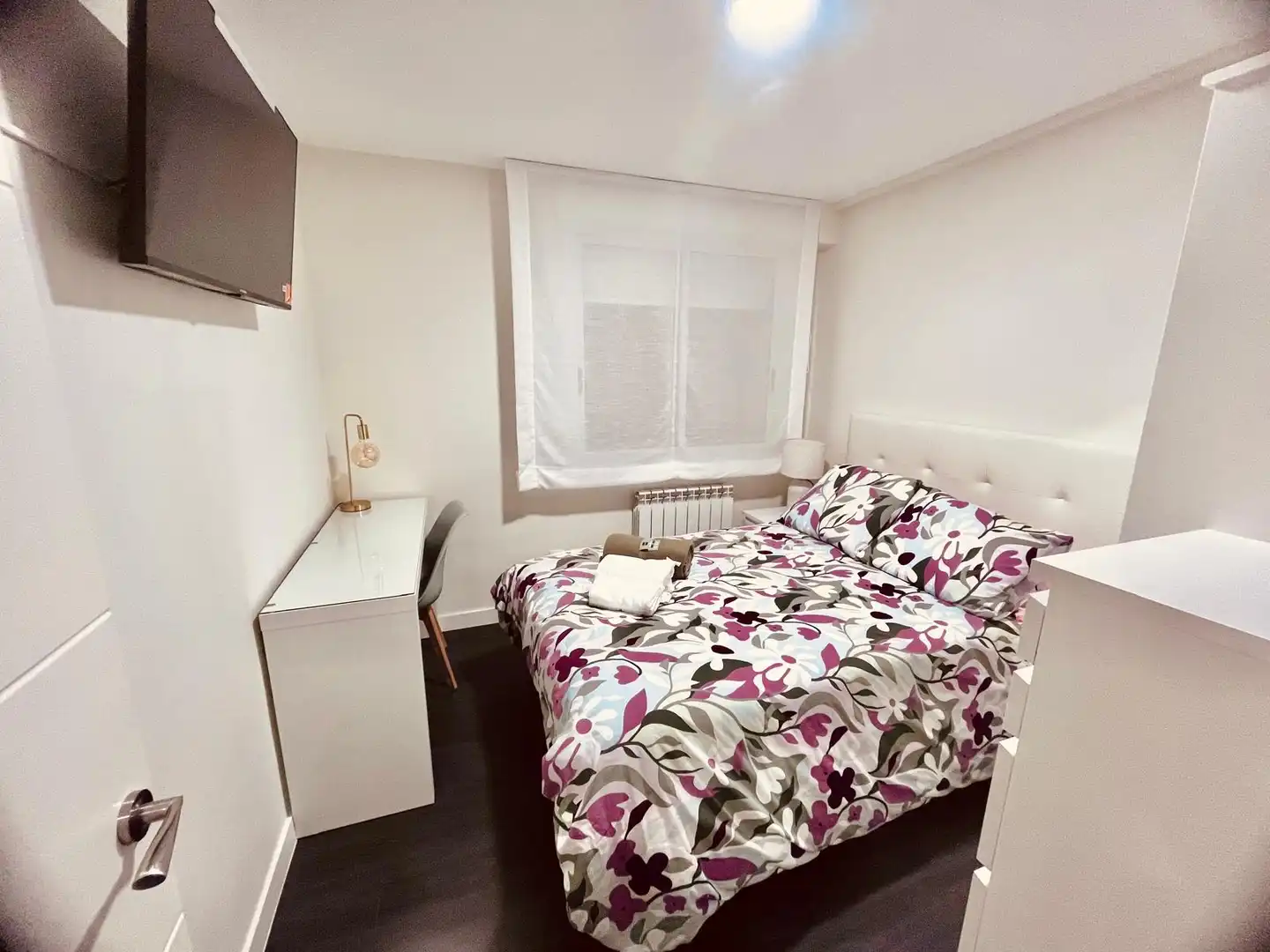 Schlafzimmer von Wohnung zur Miete in Burgos mit Möbliert