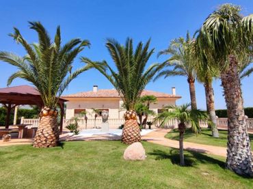 Maison avec piscine à vendre à Pedanías Oeste