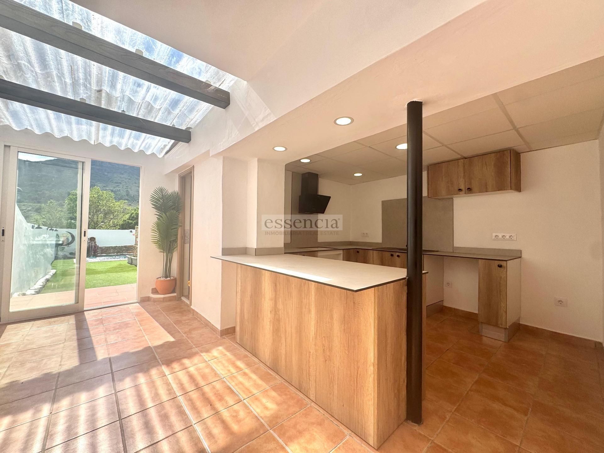 Cuina de Casa o xalet en venda en Pinet amb Jardí privat, Terrassa i Piscina