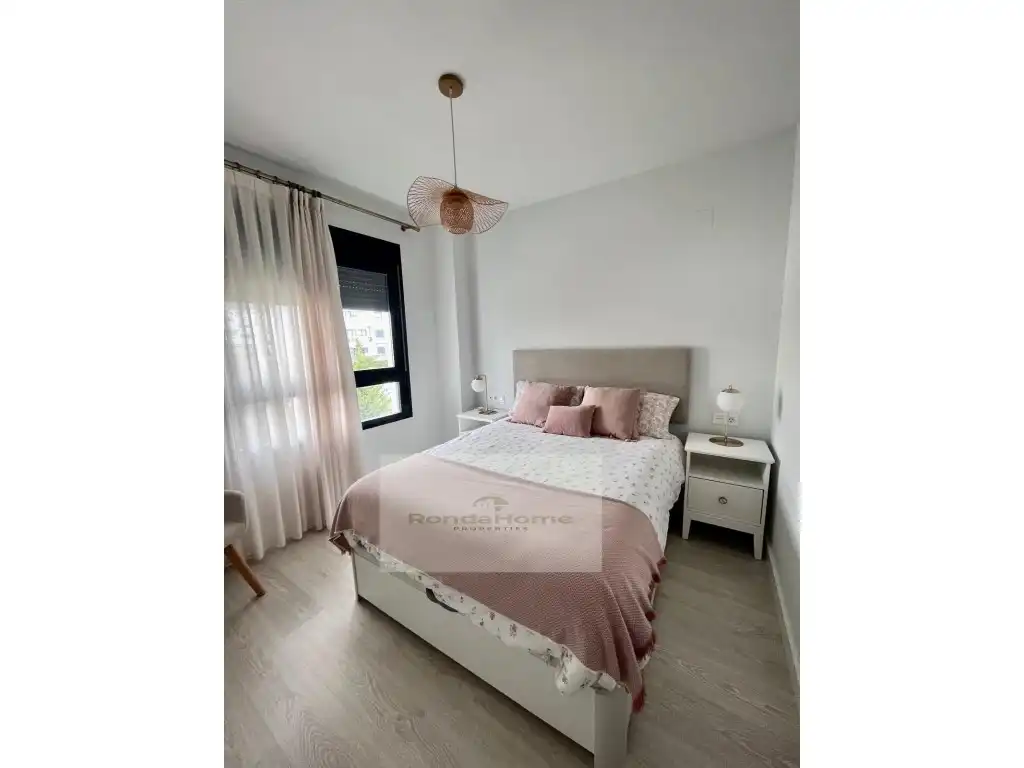 Flat with pool to rent in Avenida Victoria Kent, imagen 13
