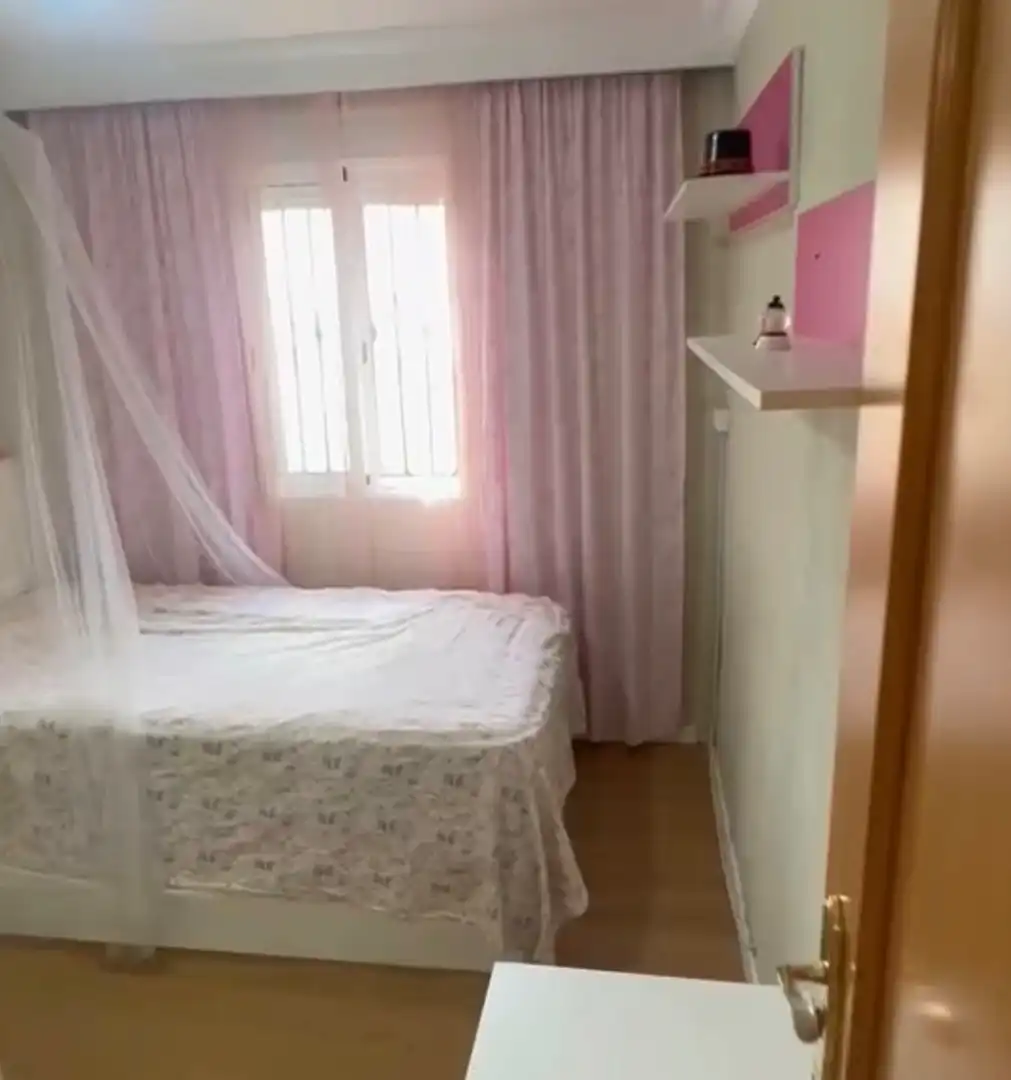 Schlafzimmer von Wohnung zum Verkauf in Huelva mit Klimaanlage, Möbliert und Ofen