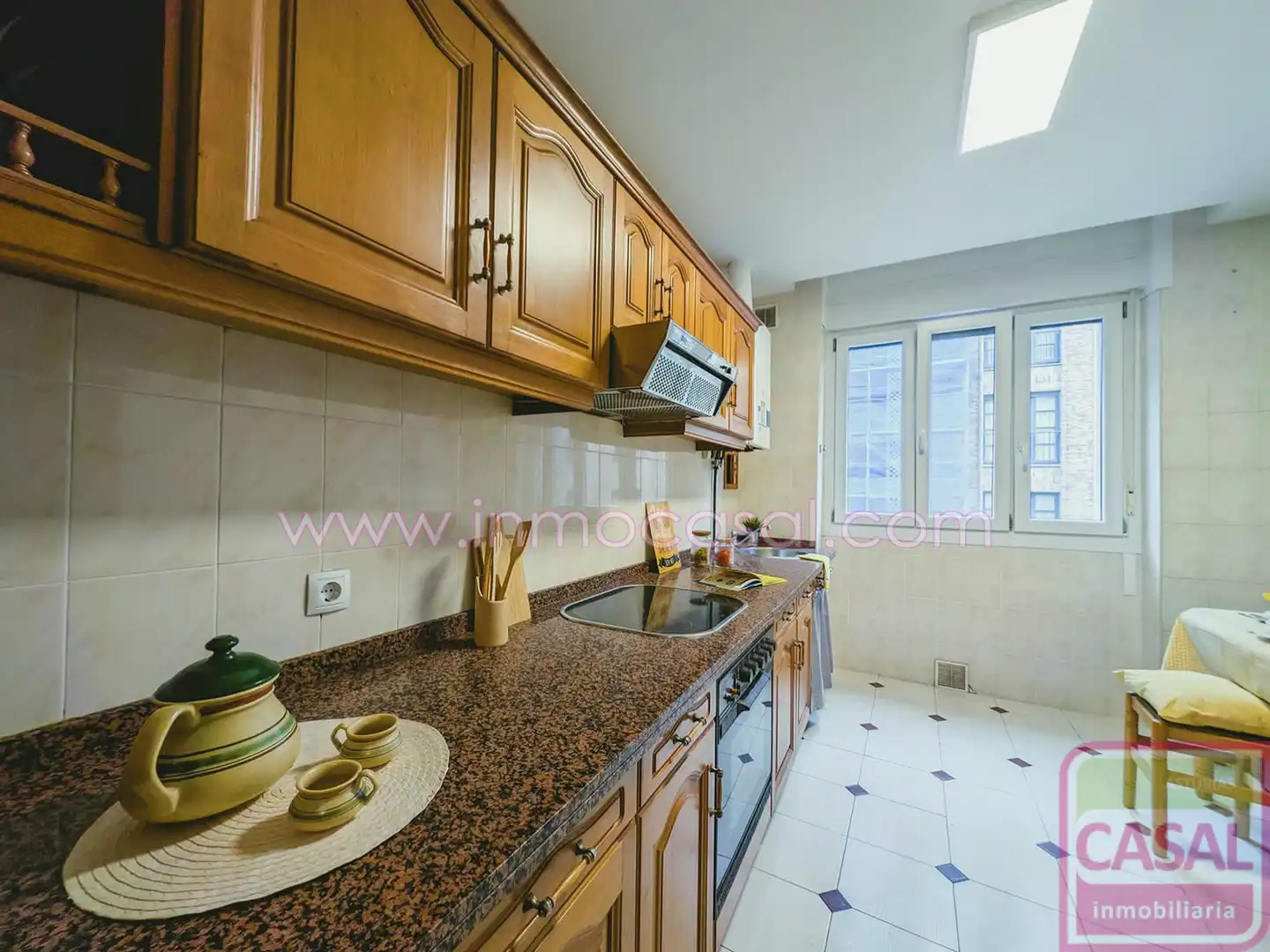 Flat for sale in AVENIDA DE COLON, Masip
