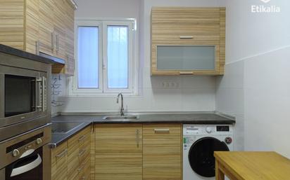 Kitchen of Flat for sale in Bilbao   with Heating, Parquet flooring and Furnished