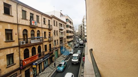 Foto 2 de Apartament en venda a Carmelitas, Salamanca Capital