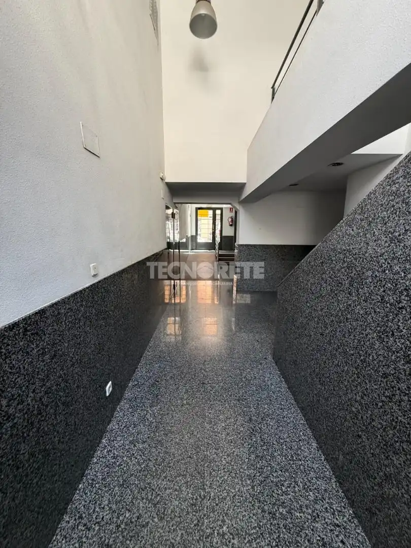 Flat for sale in Madrid  with Air Conditioner, Heating and Terrace