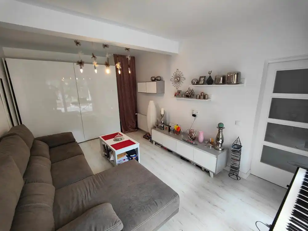 Sala d'estar de Casa adosada en venda en Gata de Gorgos amb Aire condicionat, Calefacció i Jardí privat