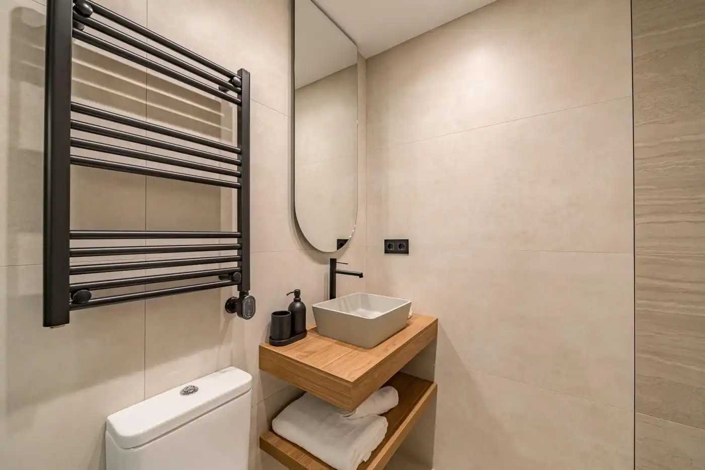 Baño de Piso en venta en Madrid con Aire acondicionado y Calefacción