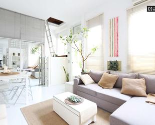 Living room of Apartment to share in  Madrid Capital  with Air Conditioner, Heating and Terrace