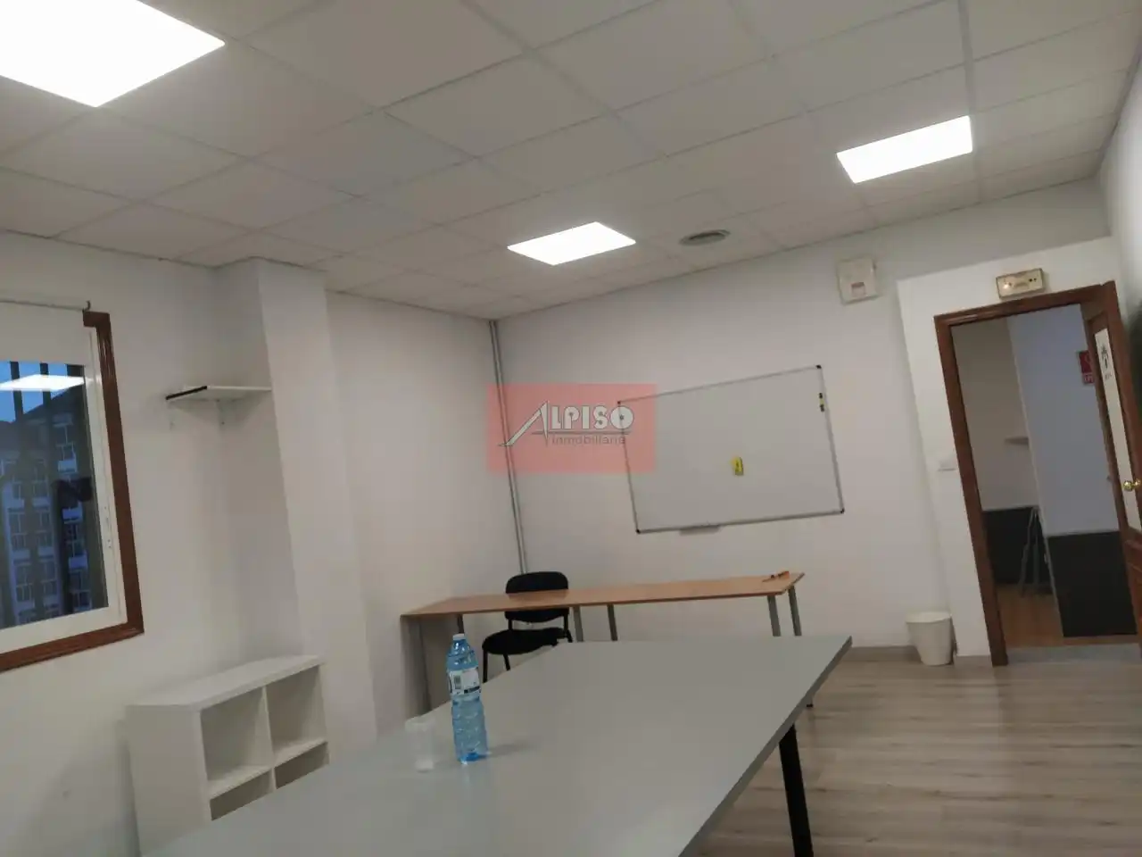 Local comercial de lloguer a Couto, imagen 6