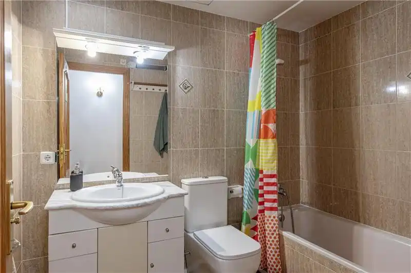 Badezimmer von Dachboden zum Verkauf in  Palma de Mallorca mit Klimaanlage, Terrasse und Abstellraum