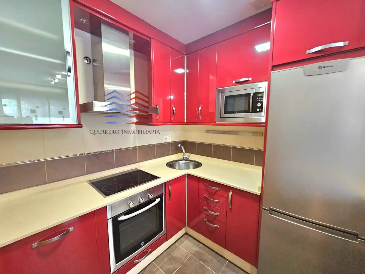 Cocina de Estudio de alquiler en Ourense Capital  con Calefacción, Parquet y Trastero