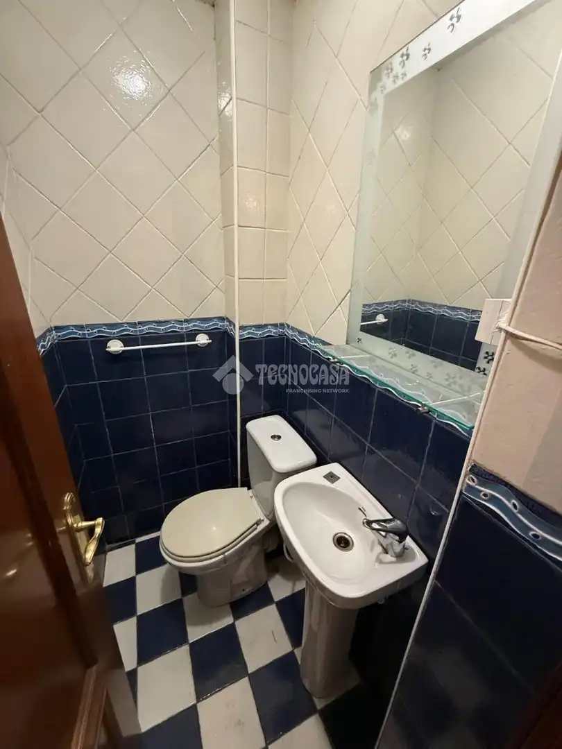Baño de Piso en venta en Madrid con Aire acondicionado, Calefacción y Terraza