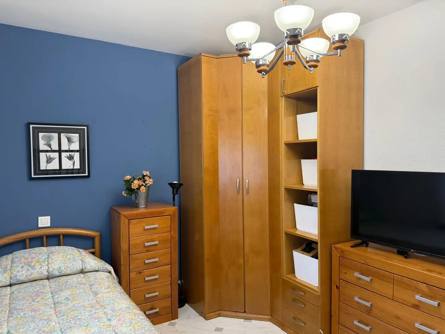 Habitación de Casa o chalet en venta en Valdestillas con Calefacción y Jardín privado