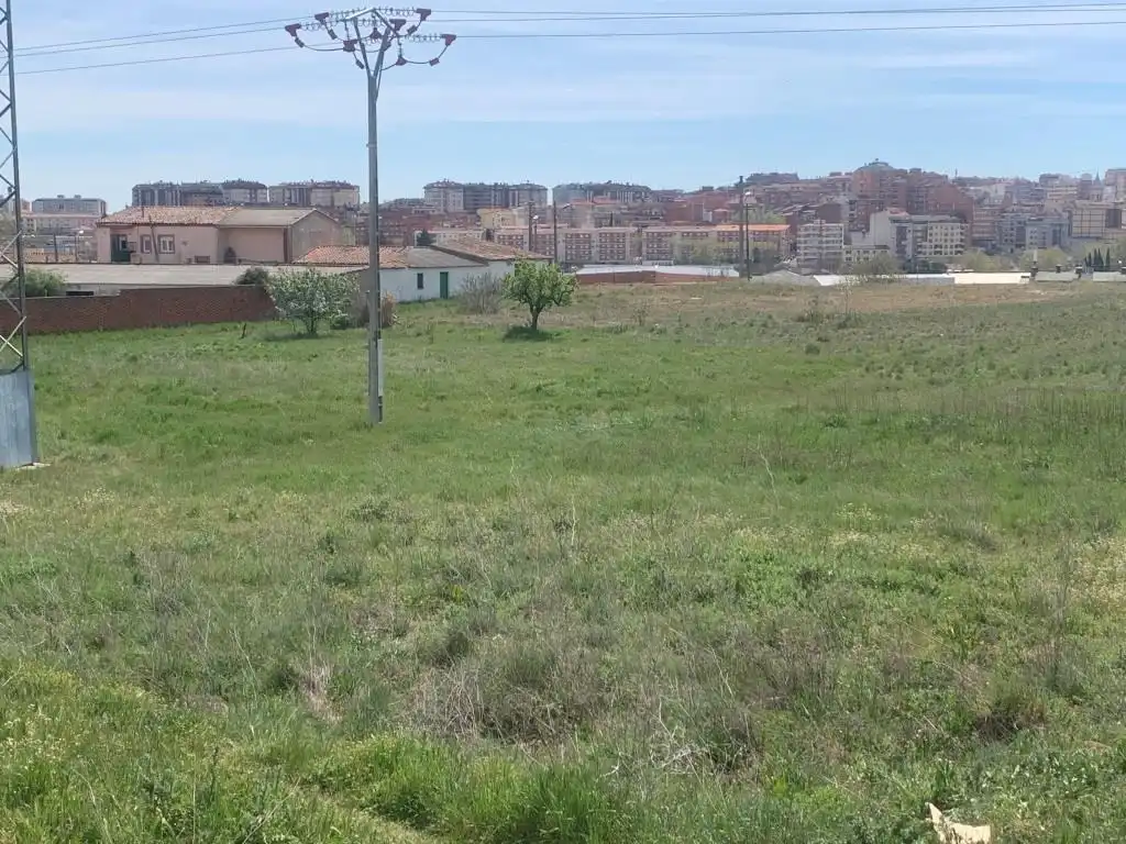 Residencial en venta en SAN BLAS, Urbanización Siglo XXI - Carretera de Villalpando