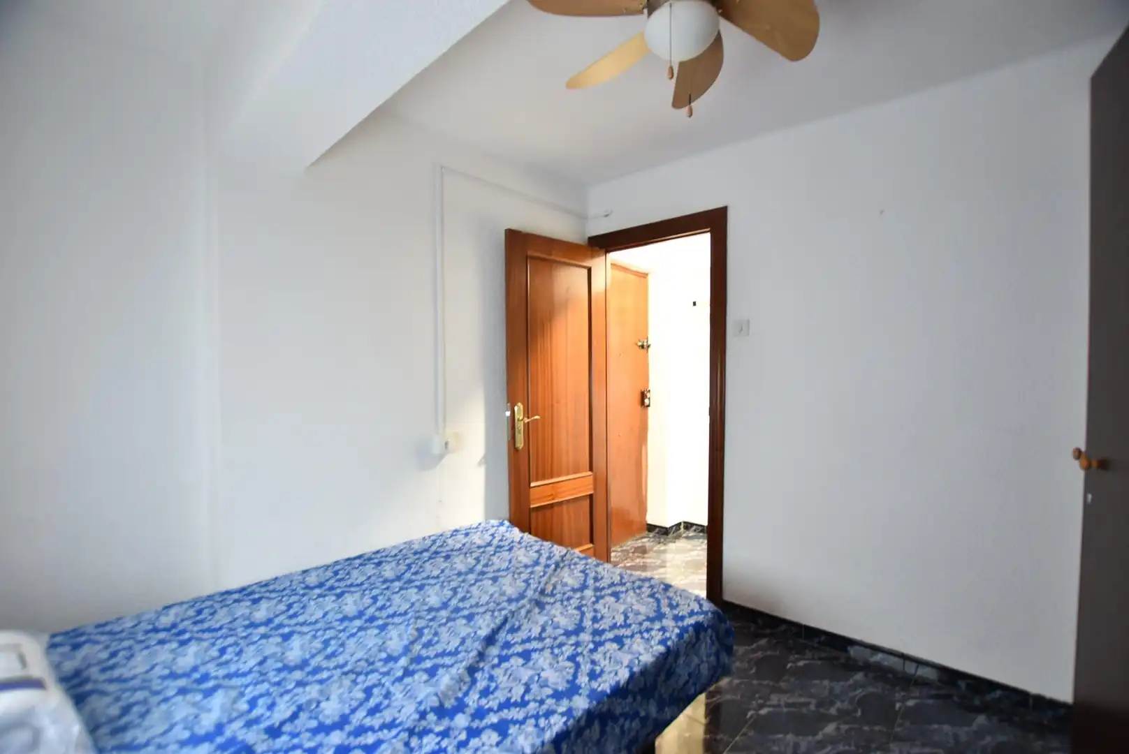 Zimmer in Calle Ebro, Barrio de Zaidín