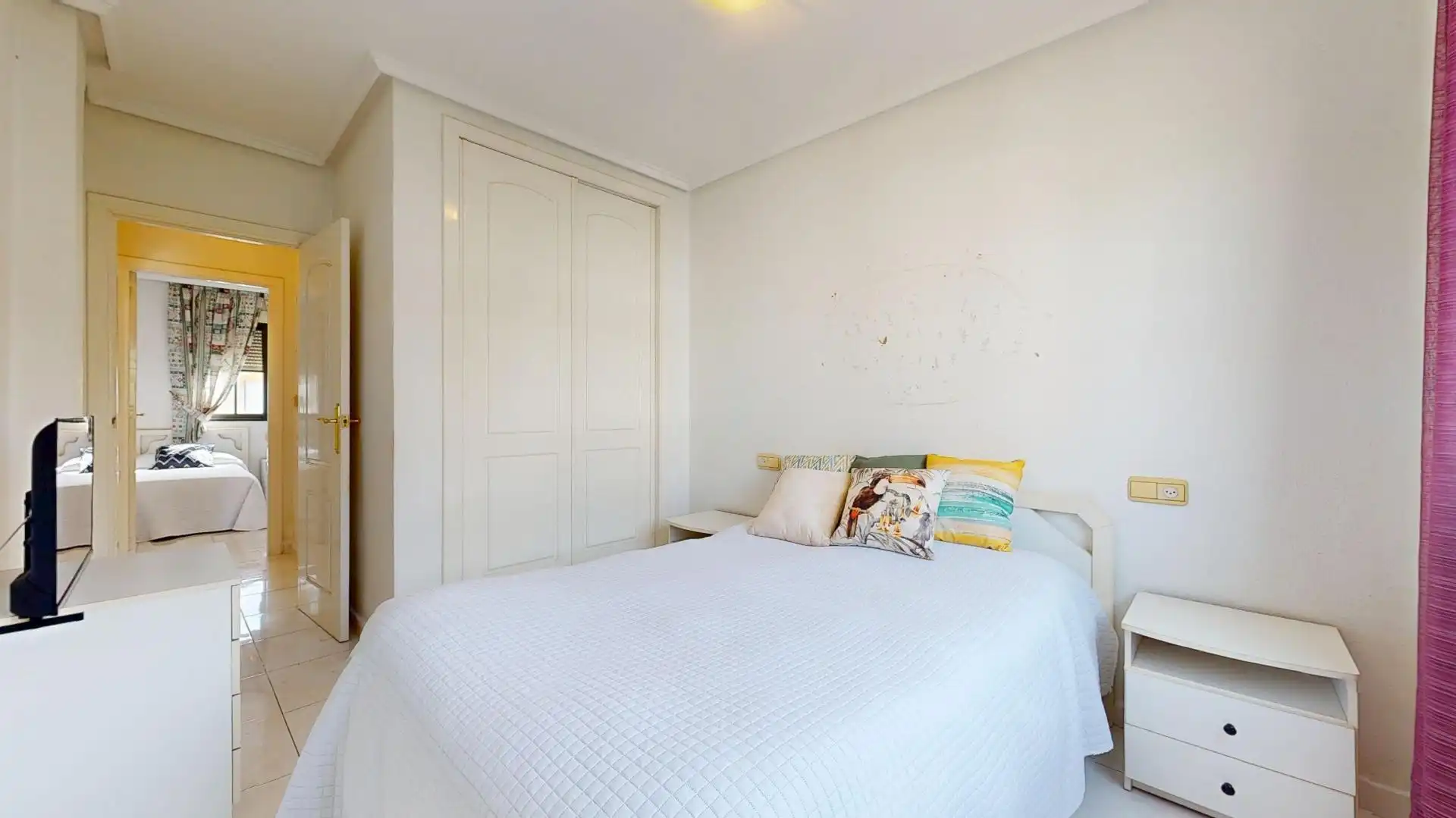 Dormitori de Apartament en venda en Orihuela amb Aire condicionat, Jardí privat i Terrassa