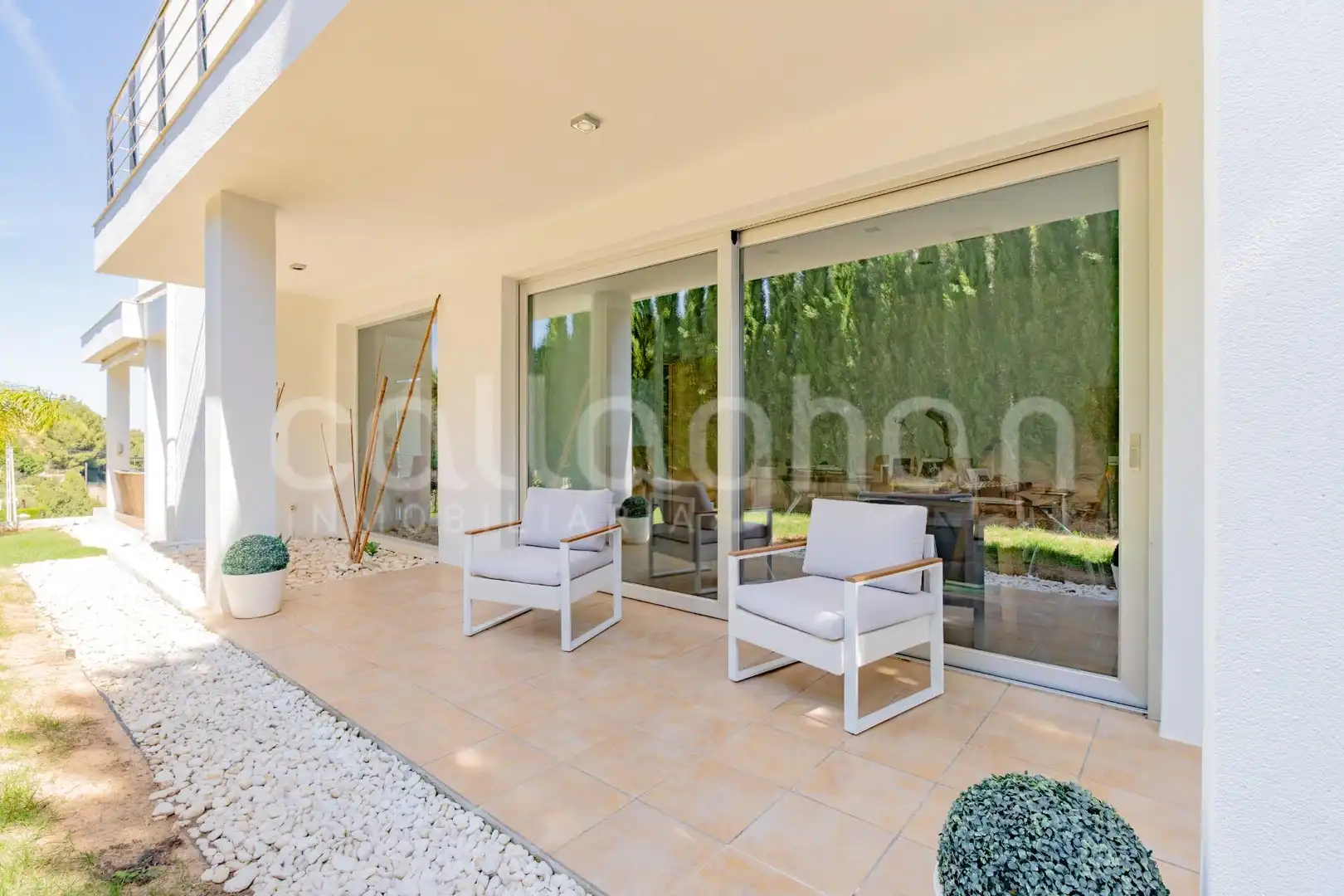 Terraza de Casa o chalet en venta en Chiva con Aire acondicionado, Calefacción y Jardín privado