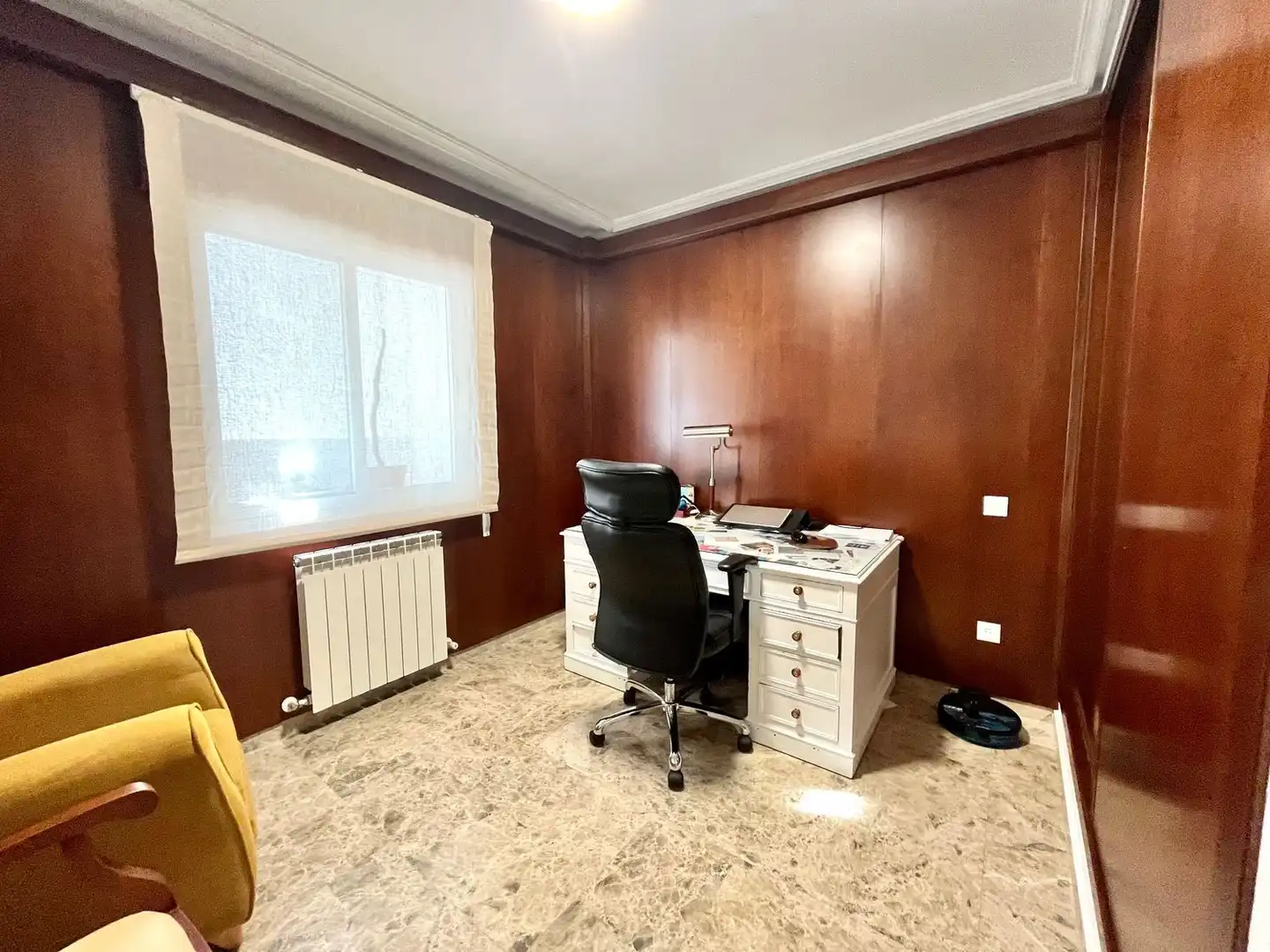 Habitación de Casa adosada en venta en Ciudad Real con Aire acondicionado, Calefacción y Internet