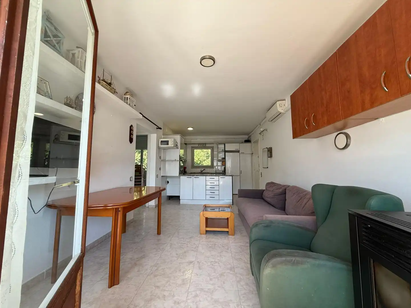 Sala de estar de Piso en venta en Castell d'Aro, Platja d'Aro i s'Agaró con Aire acondicionado, Terraza y Balcón
