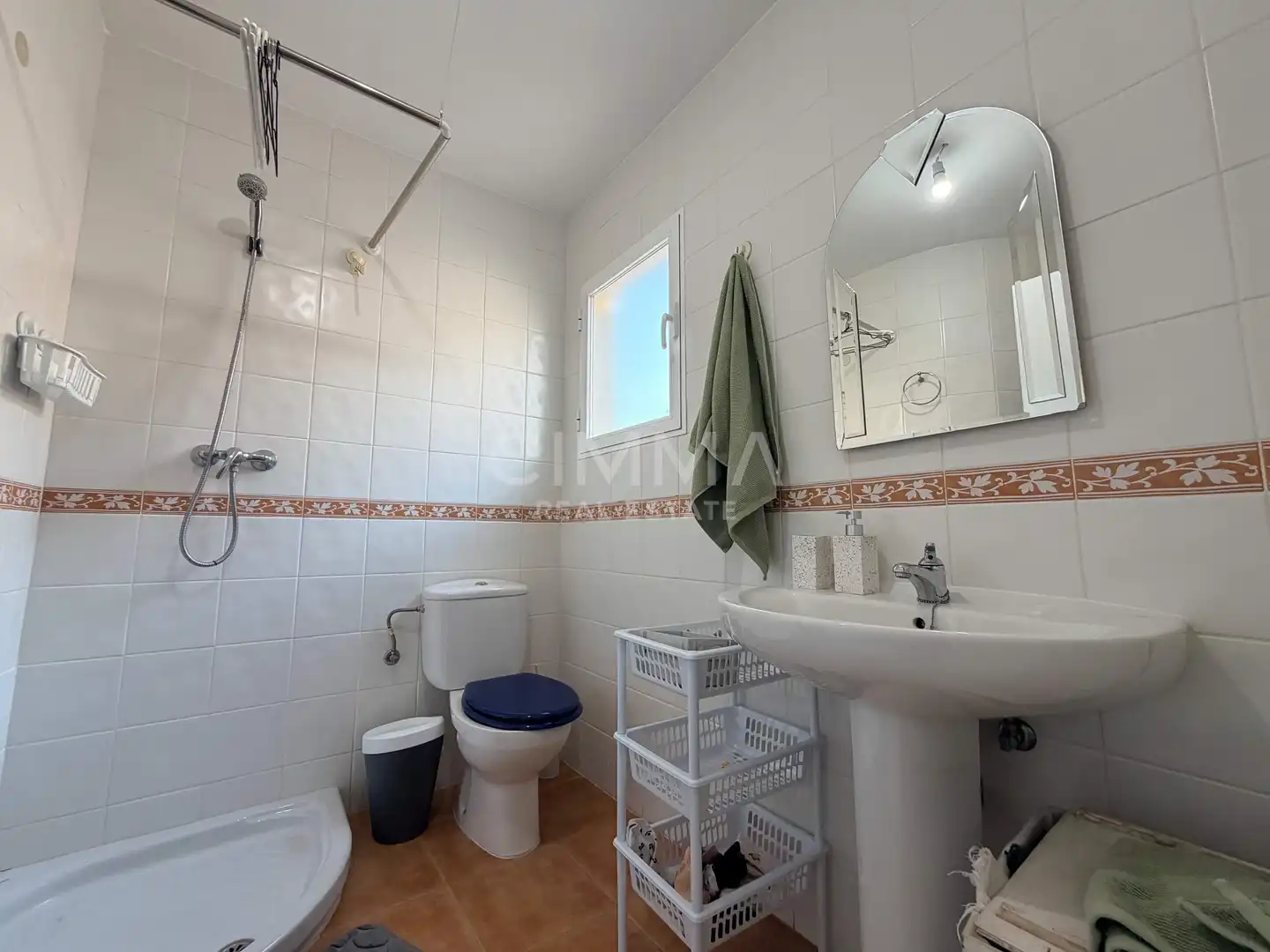 Baño de Casa o chalet en venta en La Nucia con Jardín privado, Terraza y Trastero