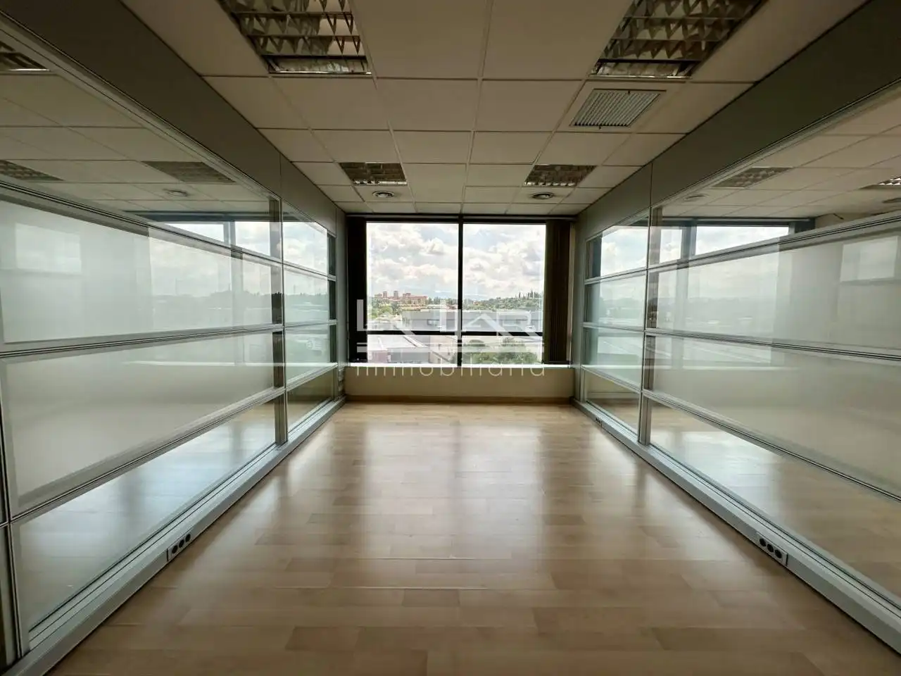 Ufficio con ascensore in affitto a Calle Figueres, imagen 3