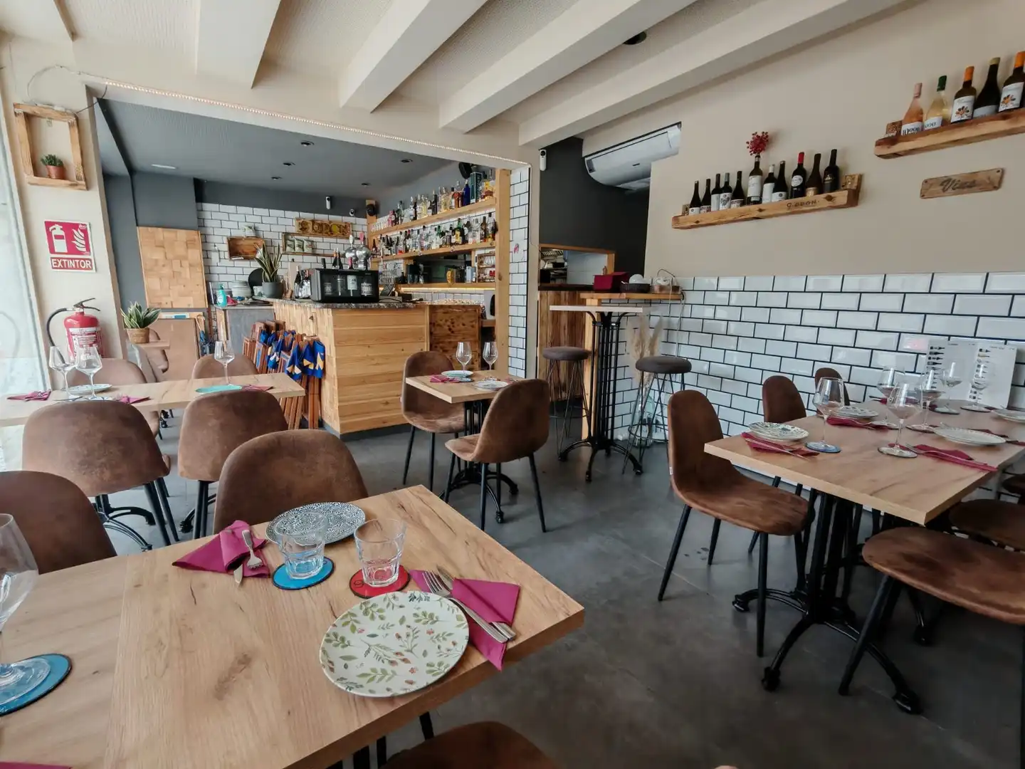 Business premises for transfer in Nucli Urbà, imagen 3